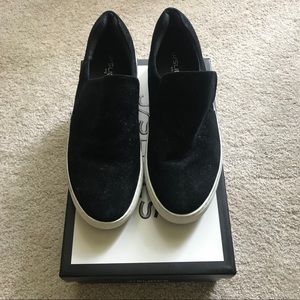 JSlides Acer Slip-ons
